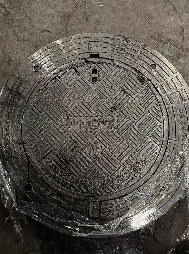 福建球墨铸铁防沉降井盖展示